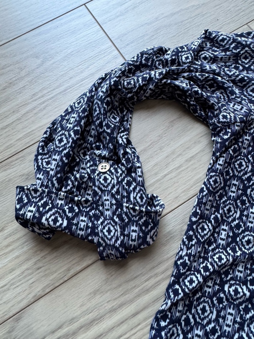 Dress Barn Navy Patterned Button-Front Tunic - Picture 3 of 7